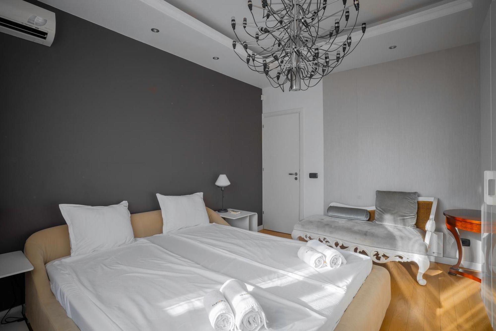 Apartament Luxurious 2 Bd Flat Near Ndk *